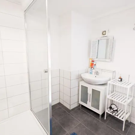Flussblickwohnung Mit Terrasse, Pool, Garten&sauna - Zi2 Sebnitz