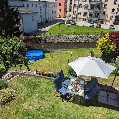 Flussblickwohnung Mit Terrasse, Pool, Garten&sauna - Zi2 Apartment *